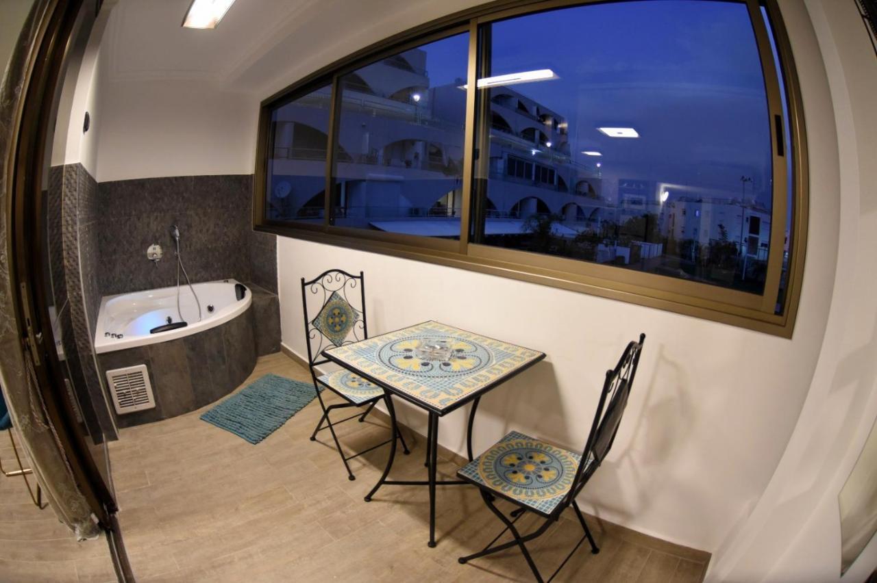 Luxury Suite On Lev Eilat With Balcony And Jacuzzi Ngoại thất bức ảnh
